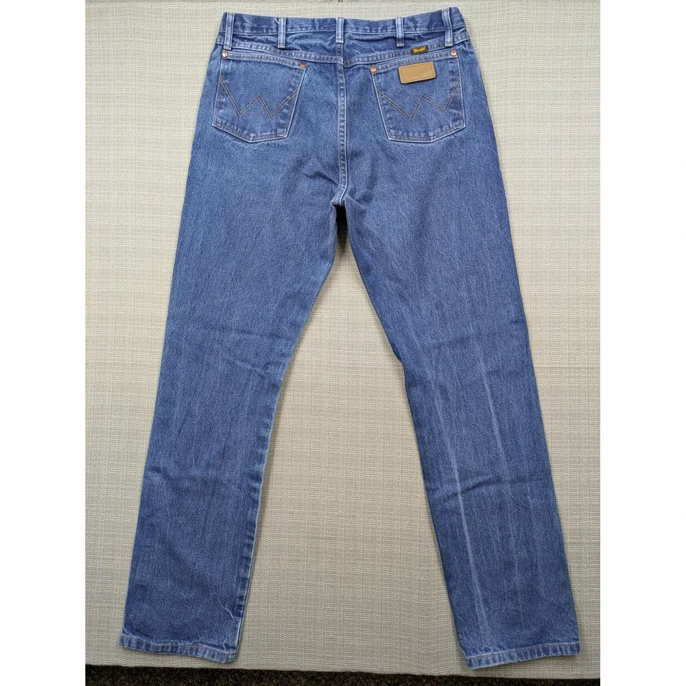 Wrangler 13MWZ Jeans Mens 38x35 Blue Medium Wash Cowboy Cut Straight Leg Denim